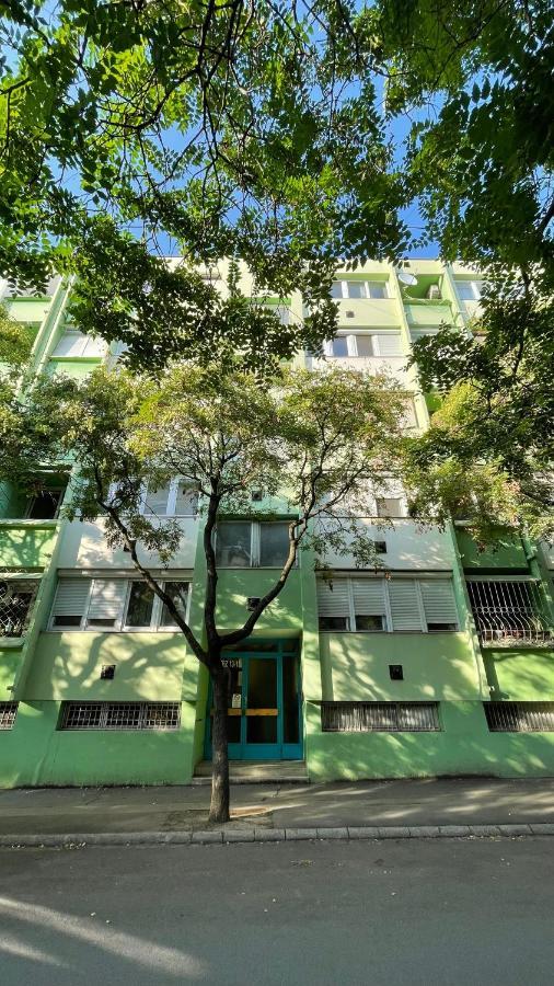 Good Knight Apartman Διαμέρισμα Σέγκεντ Εξωτερικό φωτογραφία