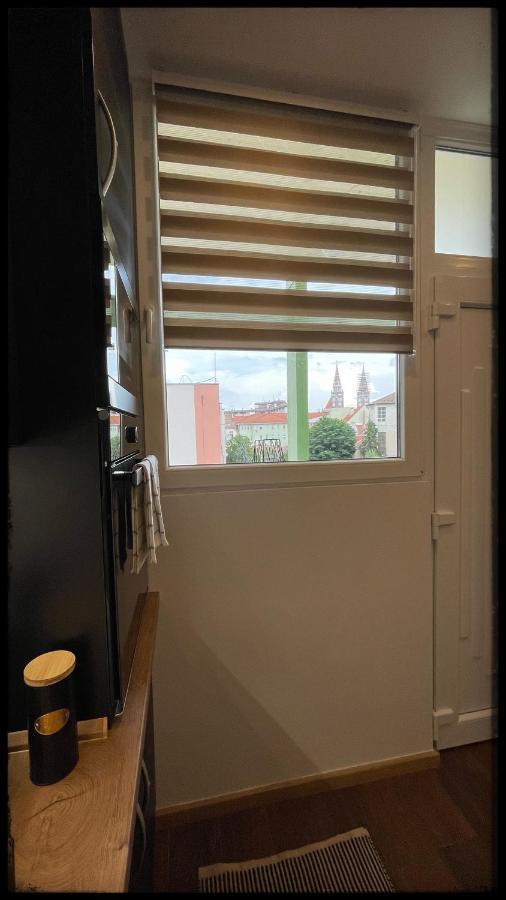 Good Knight Apartman Διαμέρισμα Σέγκεντ Εξωτερικό φωτογραφία
